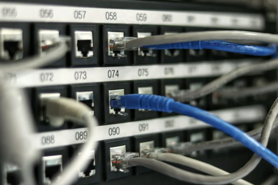 Neatly organized network cabling in a patch panel